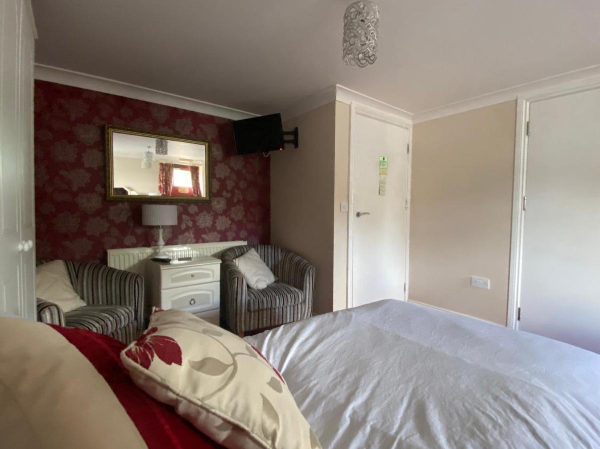 Flambards Hotel Cardigan Εξωτερικό φωτογραφία