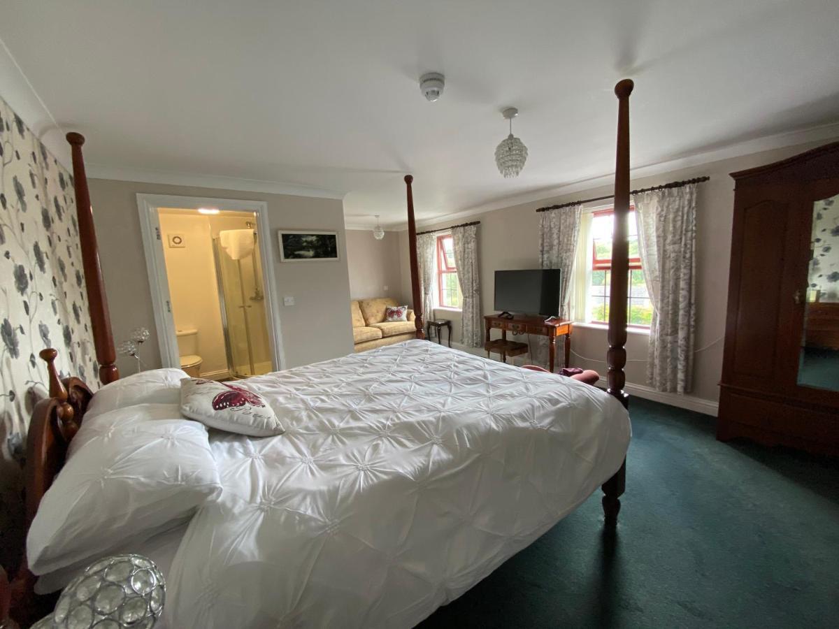 Flambards Hotel Cardigan Εξωτερικό φωτογραφία